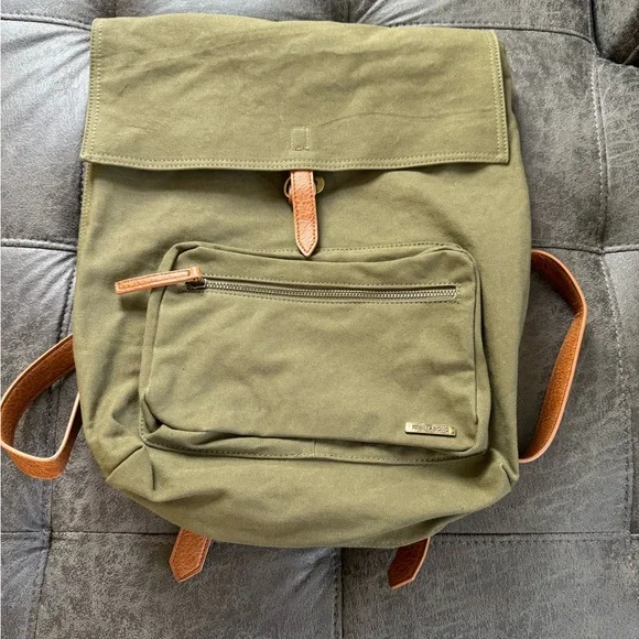 Billabong Backpack with Leather Strap Olive Green 17”x14” - Picture 2 of 13